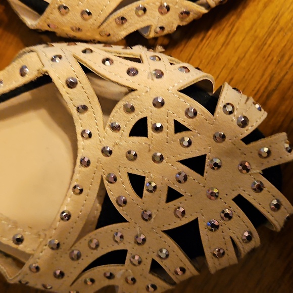 Cato Stappy Sandal w/ Cream Jewel Accents Black side buckle suede heel - Picture 3 of 5